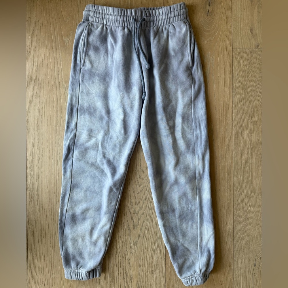 Aritzia TNA Tie Dye Sweatpants Blue